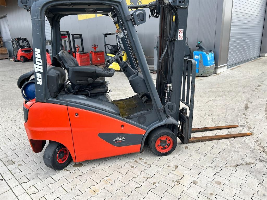 Linde H14T (2019) - Chariot élévateur: photos 3 Linde H14T (2019) - Chariot élévateur: photos 3