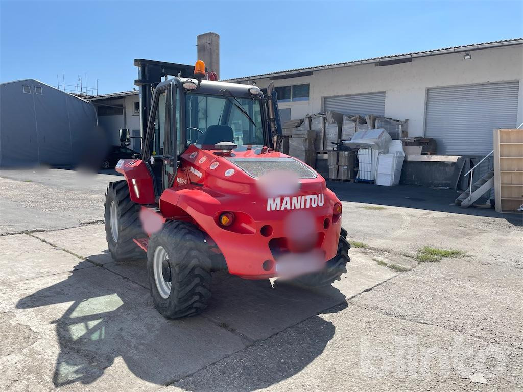 Manitou M 50-4 P (2018) - Chariot élévateur: photos 4 Manitou M 50-4 P (2018) - Chariot élévateur: photos 4