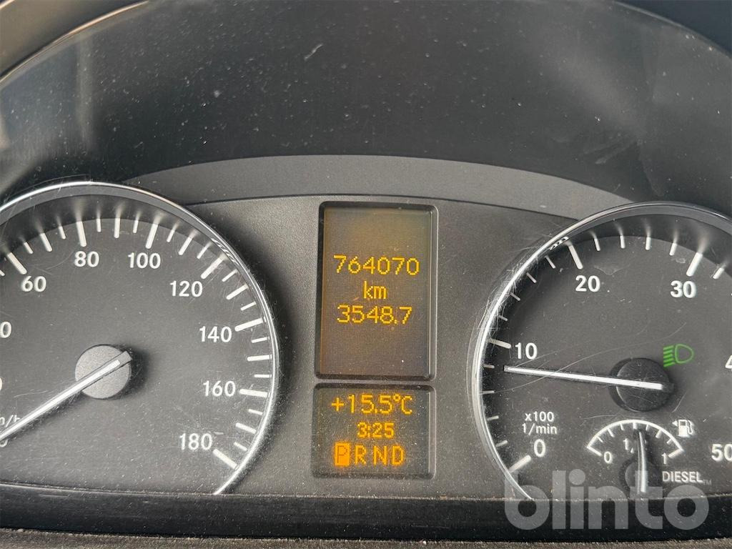 Mercedes-Benz Sprinter (2011) - Fourgon utilitaire, Véhicule de voirie/ Spécial: photos 5 Mercedes-Benz Sprinter (2011) - Fourgon utilitaire, Véhicule de voirie/ Spécial: photos 5