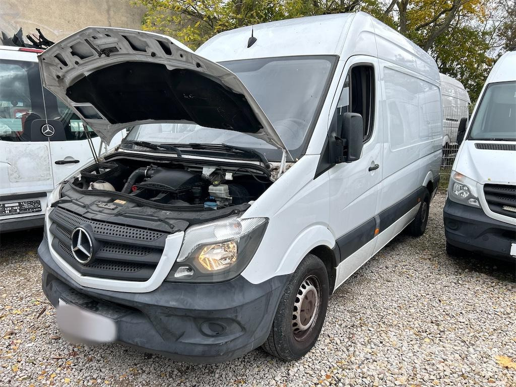 Fourgon utilitaire Mercedes-Benz Sprinter 313 CDI – 2.1 l Diesel / 120 kW (163 PS): photos 8