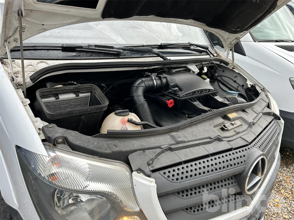 Fourgon utilitaire Mercedes-Benz Sprinter 313 CDI – 2.1 l Diesel / 120 kW (163 PS): photos 12