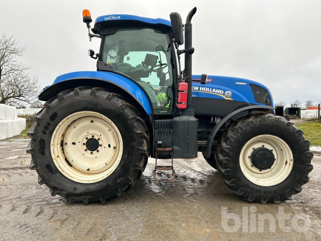 New Holland T7. 210 - Tracteur agricole: photos 2 New Holland T7. 210 - Tracteur agricole: photos 2
