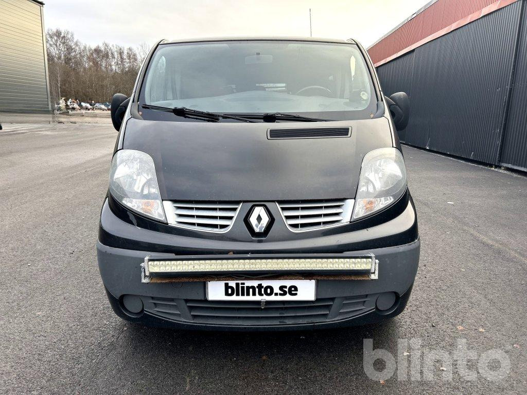 RENAULT JL TRAFIC PASSANGER - Minibus, Transport de personnes: photos 1 RENAULT JL TRAFIC PASSANGER - Minibus, Transport de personnes: photos 1