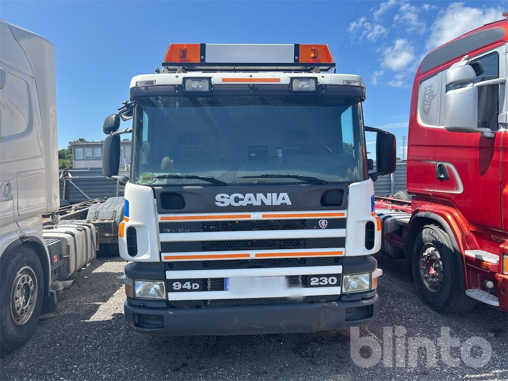 SCANIA P94DB4X2LA230 - Benne à ordures ménagères: photos 2 SCANIA P94DB4X2LA230 - Benne à ordures ménagères: photos 2
