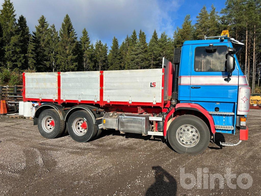 SCANIA R143HL6X4 AVKORT. - Camion plateau: photos 4 SCANIA R143HL6X4 AVKORT. - Camion plateau: photos 4