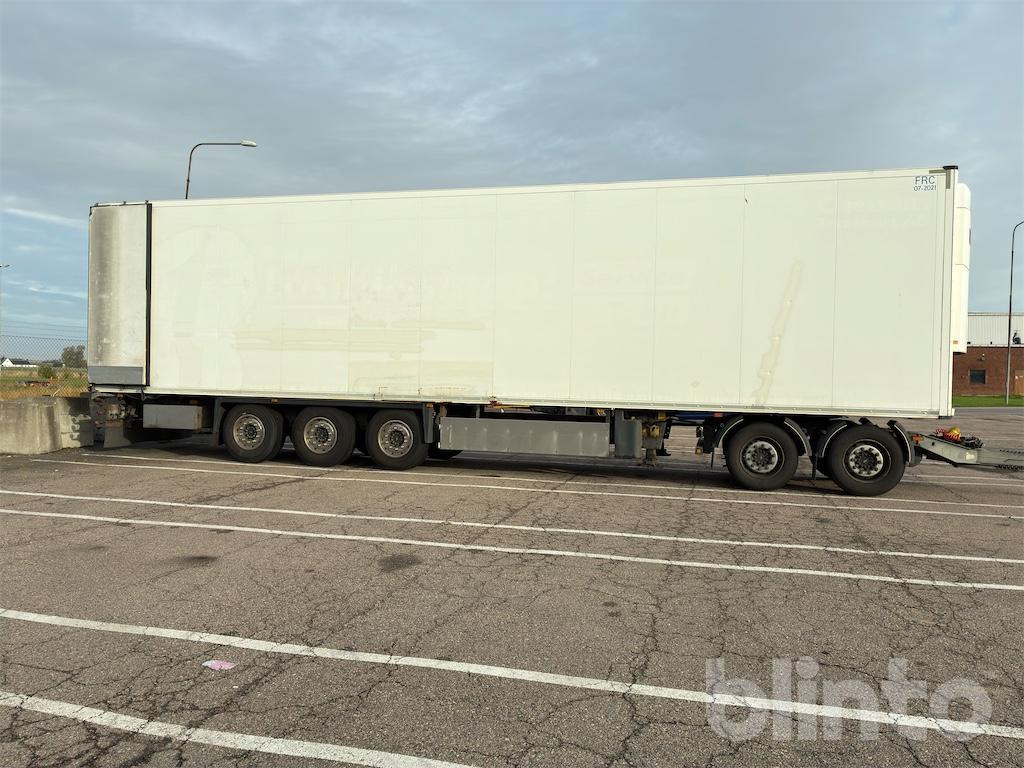 SCHMITZ CARGOBULL - Remorque frigorifique: photos 4 SCHMITZ CARGOBULL - Remorque frigorifique: photos 4