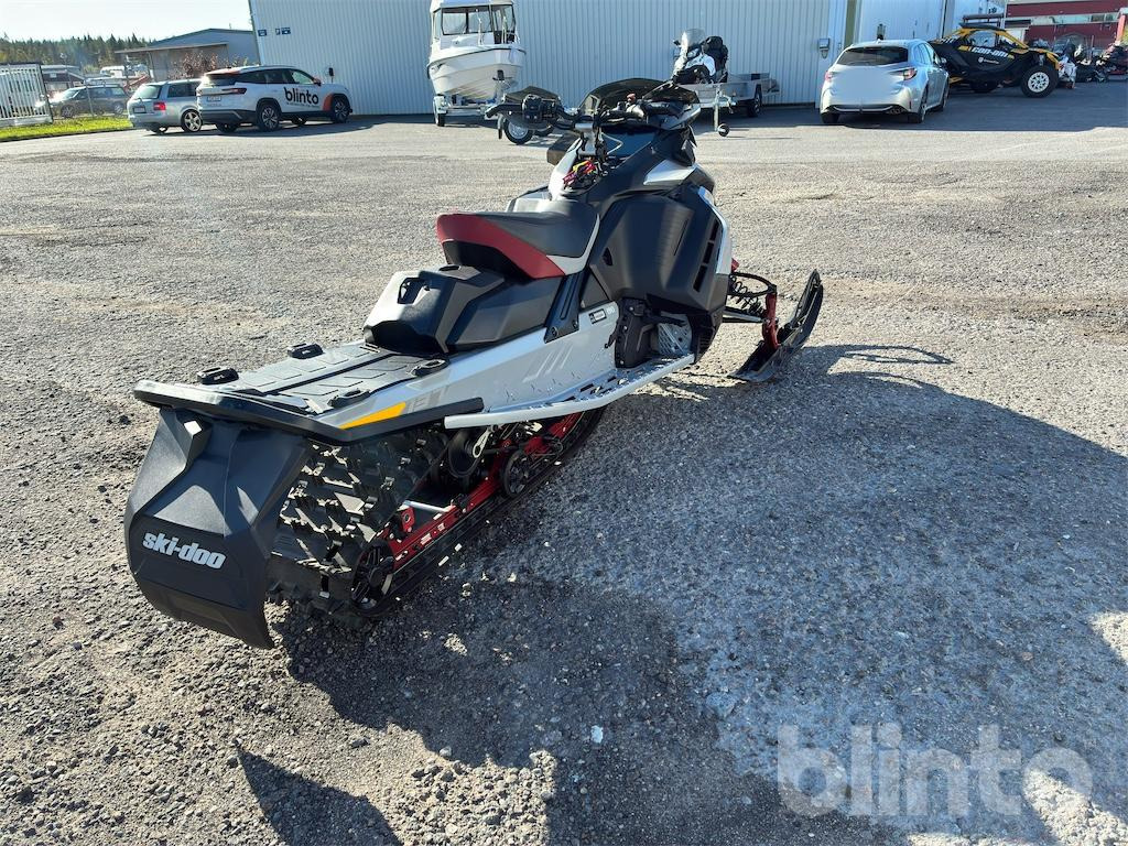 SKI-DOO Renegade X RS 900 ACE Turbo R - Quadricycle: photos 5 SKI-DOO Renegade X RS 900 ACE Turbo R - Quadricycle: photos 5