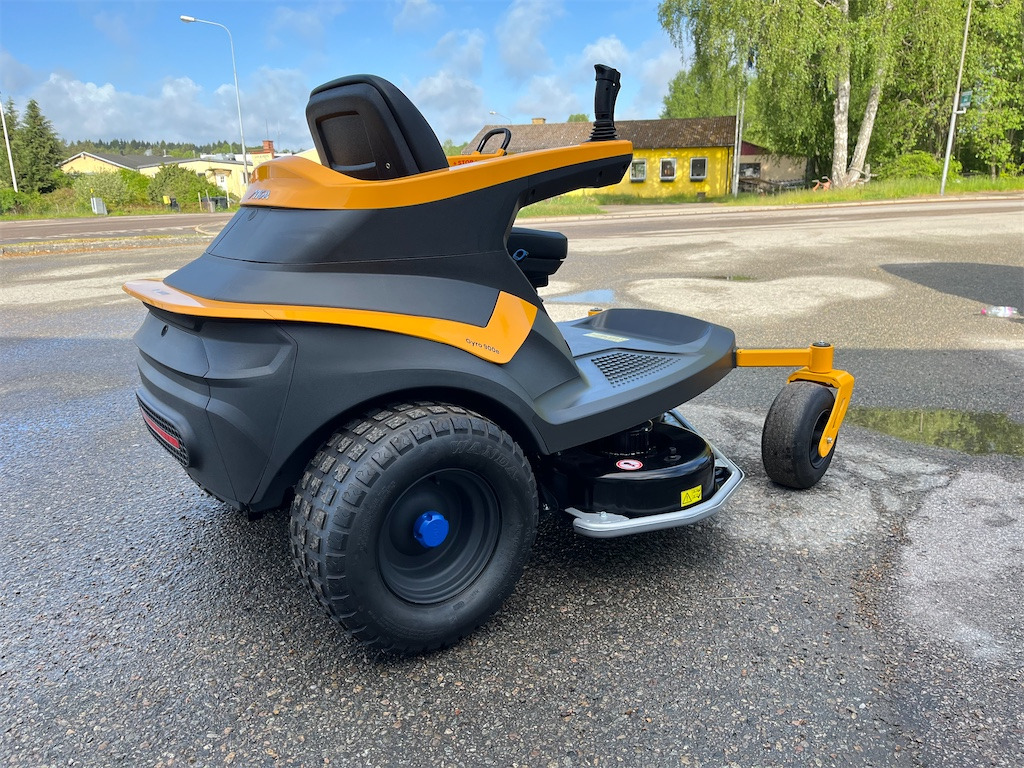 Stiga Gyro 900e (Ny och upp till 13000 m2) - Motofaucheuse: photos 5 Stiga Gyro 900e (Ny och upp till 13000 m2) - Motofaucheuse: photos 5