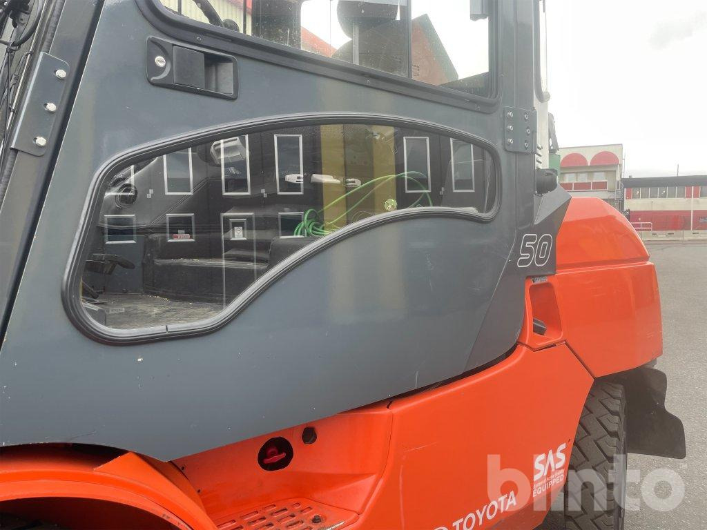 Chariot élévateur Toyota 7FDA50: photos 20 Chariot élévateur Toyota 7FDA50: photos 20