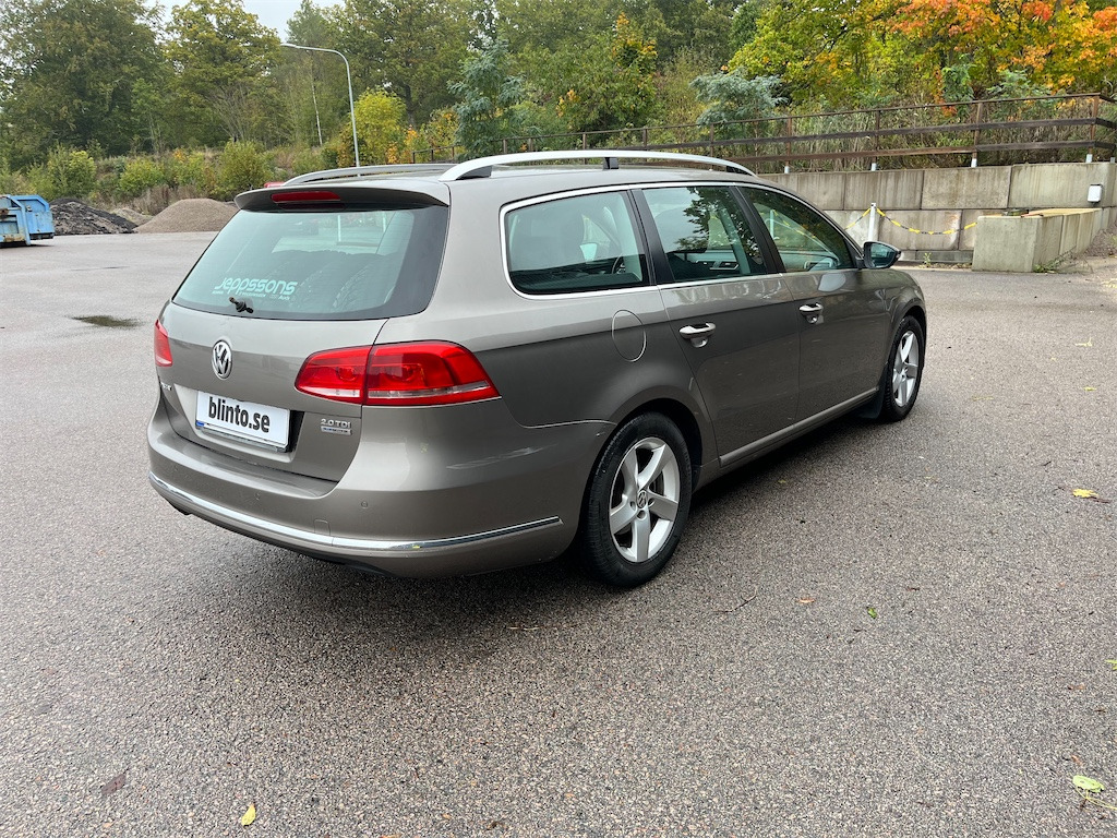 VOLKSWAGEN Passat Variant 2,0 TDI - Voiture: photos 5 VOLKSWAGEN Passat Variant 2,0 TDI - Voiture: photos 5
