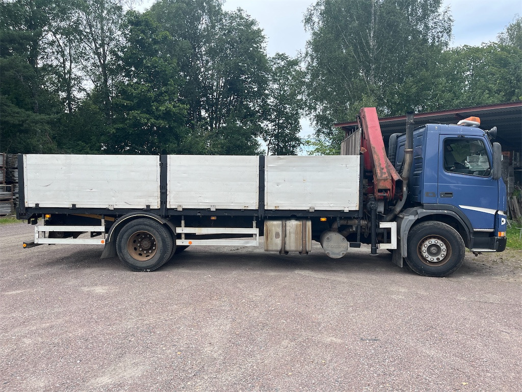 VOLVO FM7 4X2 - Camion plateau, Camion grue: photos 4 VOLVO FM7 4X2 - Camion plateau, Camion grue: photos 4
