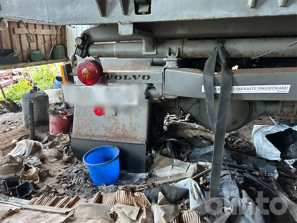 Camion plateau VOLVO L 475 Reparationsobjekt: photos 24 Camion plateau VOLVO L 475 Reparationsobjekt: photos 24