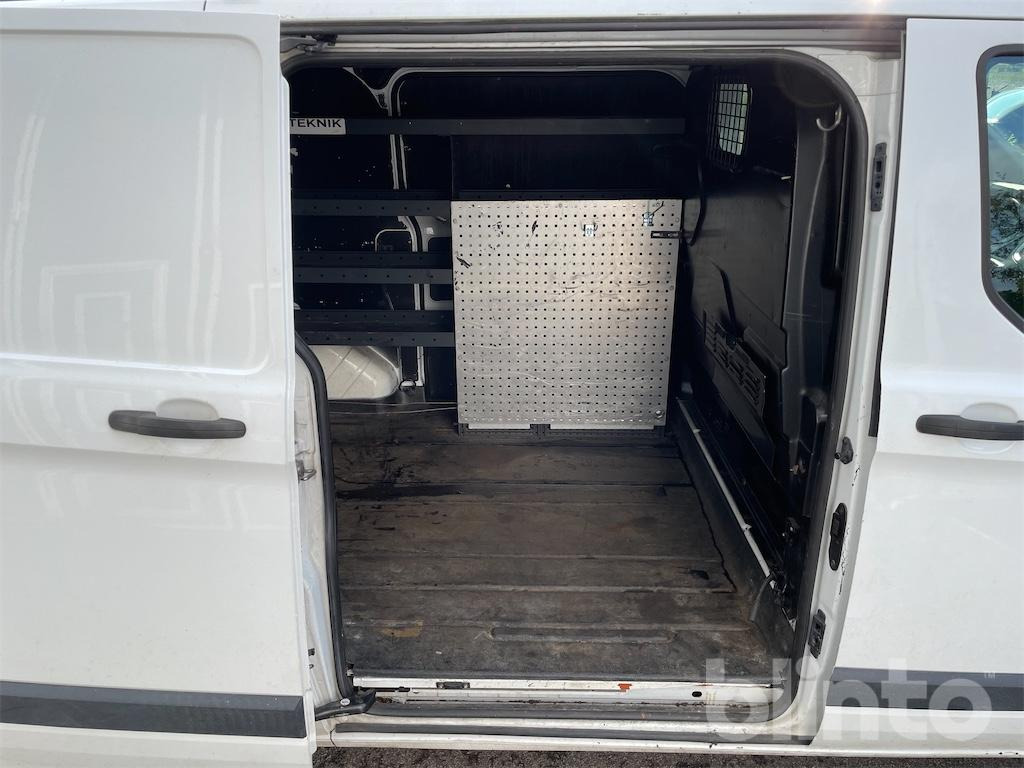 Véhicule utilitaire FORD Transit Custom: photos 33
