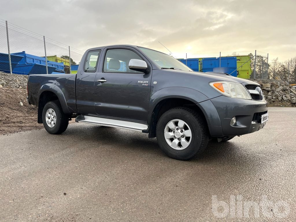 TOYOTA HILUX X-CAB 4WD D4D - Véhicule utilitaire: photos 3 TOYOTA HILUX X-CAB 4WD D4D - Véhicule utilitaire: photos 3