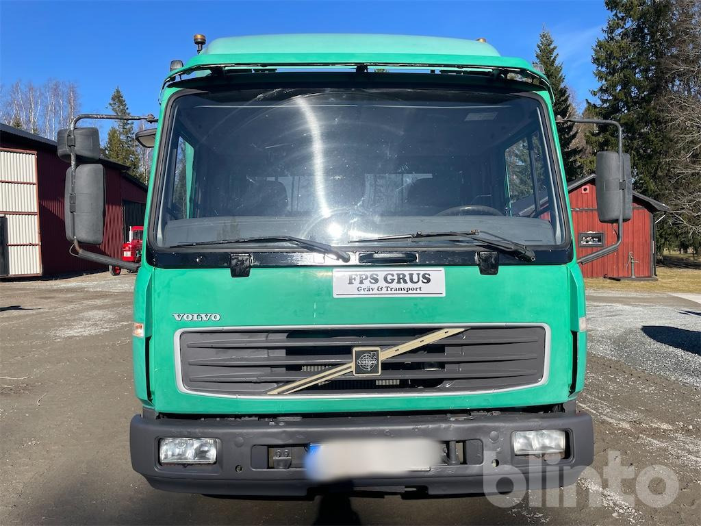 Volvo Fl 180 - Camion plateau: photos 2 Volvo Fl 180 - Camion plateau: photos 2