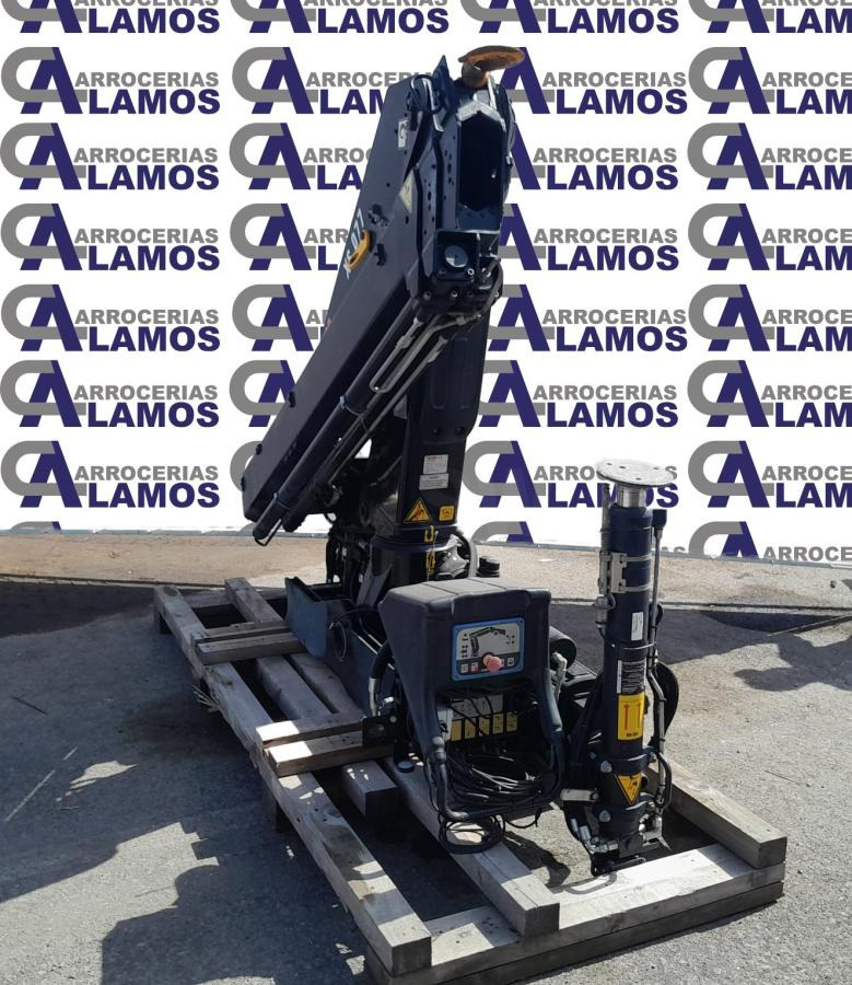 HIAB GRUA HIAB 077 B-2 HIDUO - Grue auxiliaire: photos 2 HIAB GRUA HIAB 077 B-2 HIDUO - Grue auxiliaire: photos 2