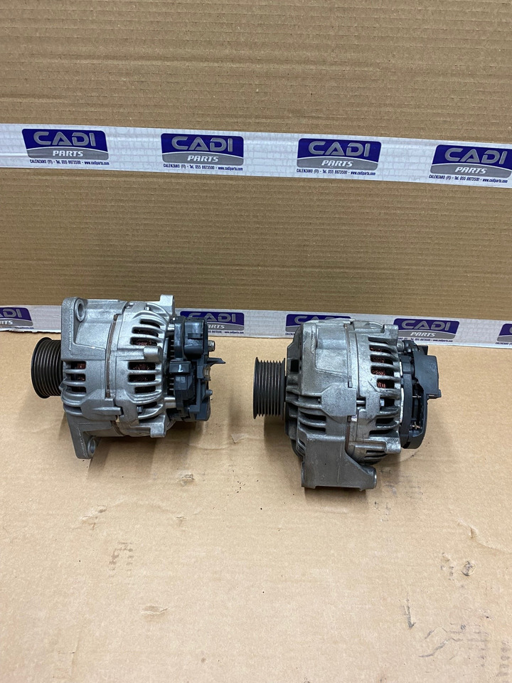 ALTERNATORE - RIF BOSCH 0124655025 - RIF. MAN 51261017283 28V, 120A - Alternateur pour Camion: photos 2 ALTERNATORE - RIF BOSCH 0124655025 - RIF. MAN 51261017283 28V, 120A - Alternateur pour Camion: photos 2