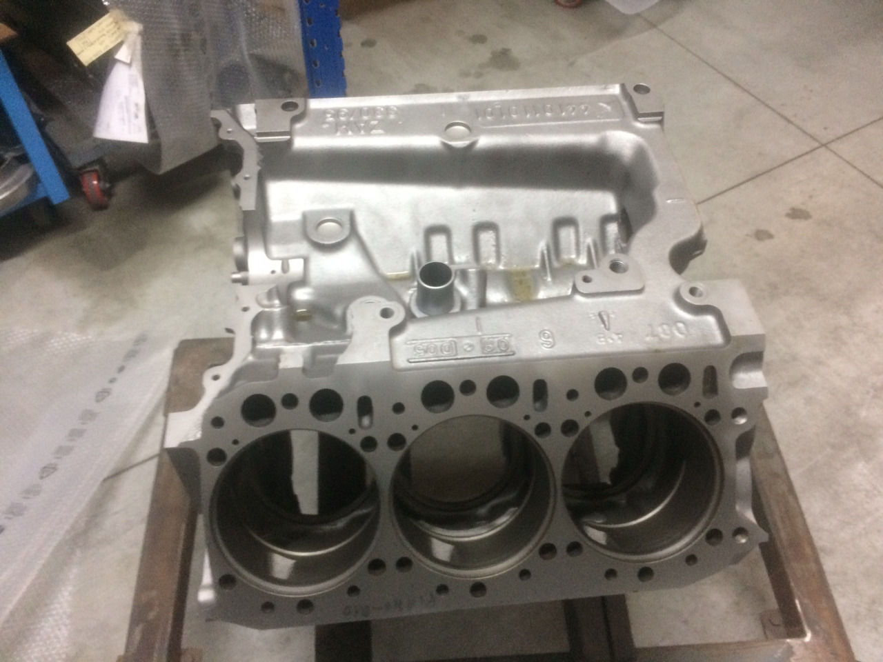 Carter BASAMENTO MERCEDES OM441 - RIF. MERCEDES 4410100208: photos 6 Carter BASAMENTO MERCEDES OM441 - RIF. MERCEDES 4410100208: photos 6