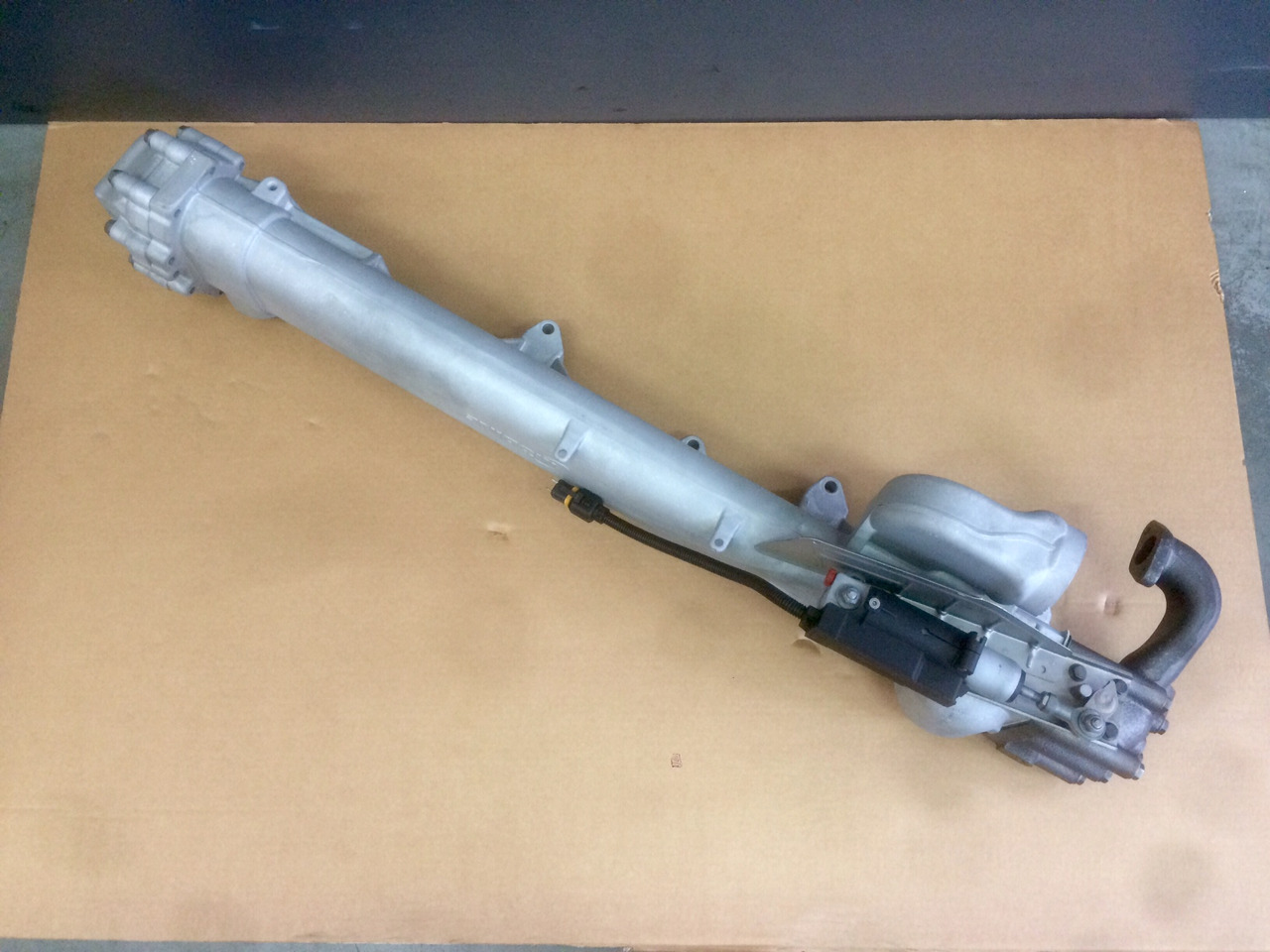 MODULO EGR (modulo ricircolo gas di scarico) - Motori MAN D2066 / D2676 - Euro 3 / Euro 4 - RIF. MAN 51081007140 - 51081007152 - 51081007141 - Refroidisseur EGR: photos 3 MODULO EGR (modulo ricircolo gas di scarico) - Motori MAN D2066 / D2676 - Euro 3 / Euro 4 - RIF. MAN 51081007140 - 51081007152 - 51081007141 - Refroidisseur EGR: photos 3