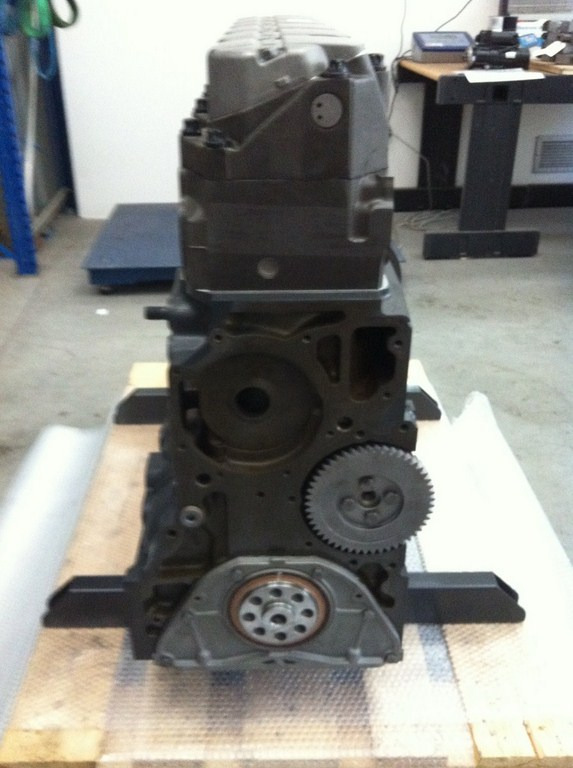 MOTORE MAN D2866LUH25 - 360CV - EURO 3 - BUS - Moteur pour Bus: photos 2 MOTORE MAN D2866LUH25 - 360CV - EURO 3 - BUS - Moteur pour Bus: photos 2