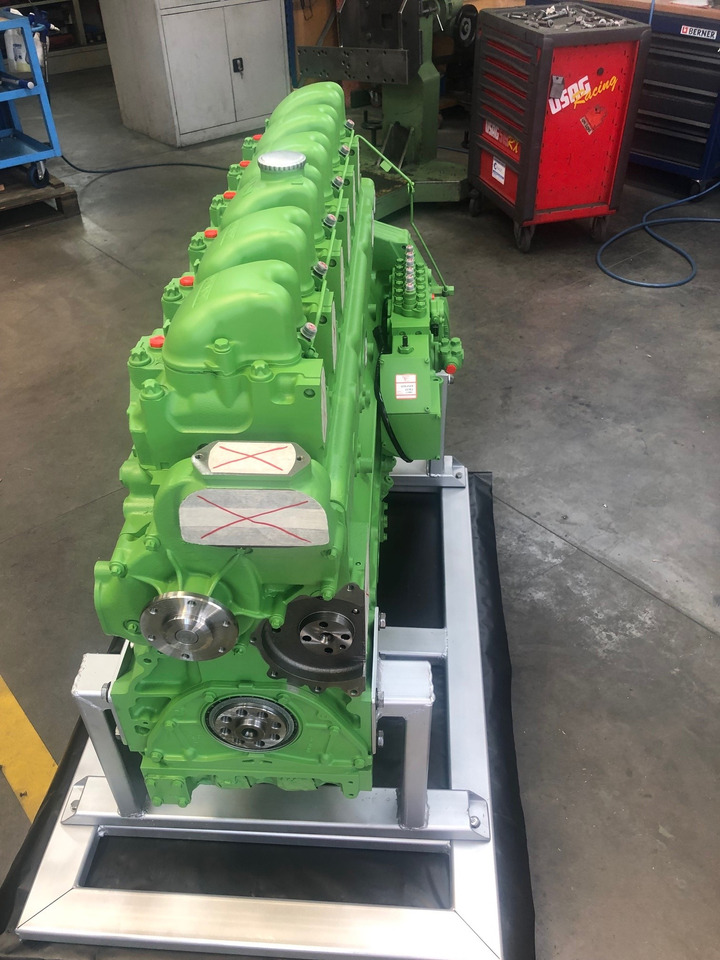 MOTORE SEMI-COMPLETO MAN D2866LE401 / D2866 LE401 - D2866LE402 / D2866 LE402 - D2866LE403 / D2866 LE403 - D2866LE405 / D2866 LE405 - Moteur: photos 2 MOTORE SEMI-COMPLETO MAN D2866LE401 / D2866 LE401 - D2866LE402 / D2866 LE402 - D2866LE403 / D2866 LE403 - D2866LE405 / D2866 LE405 - Moteur: photos 2