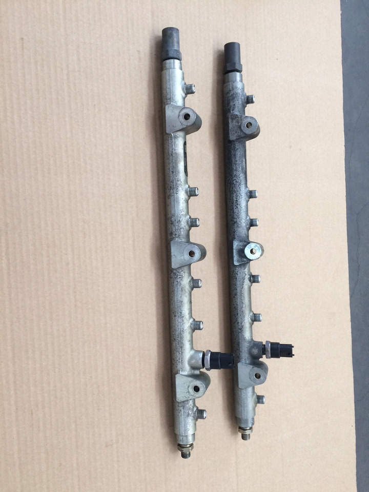 TUBO PRESSIONE COMMON RAIL MAN 51103116058 - Système de carburant: photos 2 TUBO PRESSIONE COMMON RAIL MAN 51103116058 - Système de carburant: photos 2