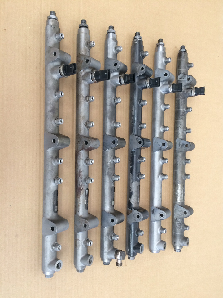 TUBO PRESSIONE COMMON RAIL MAN 51103116082 - Système de carburant: photos 1 TUBO PRESSIONE COMMON RAIL MAN 51103116082 - Système de carburant: photos 1