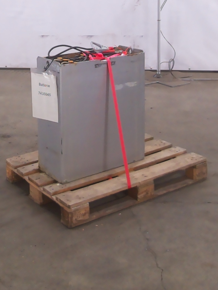 Avb 24V465AH - Accumulateur pour Matériel de manutention: photos 4 Avb 24V465AH - Accumulateur pour Matériel de manutention: photos 4