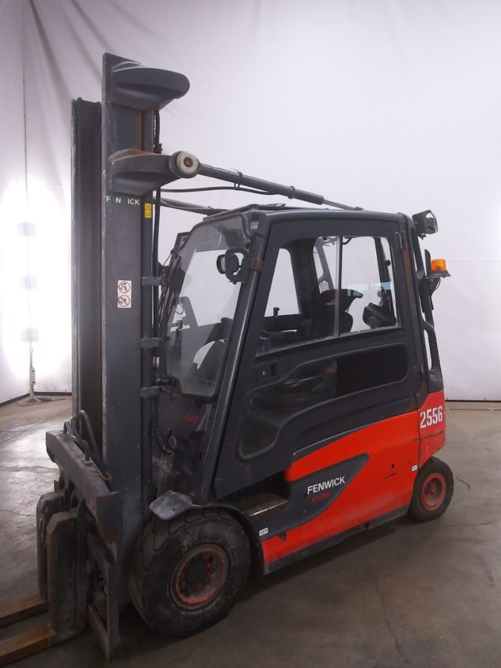 Linde E25L-01 - Chariot élévateur électrique: photos 1 Linde E25L-01 - Chariot élévateur électrique: photos 1