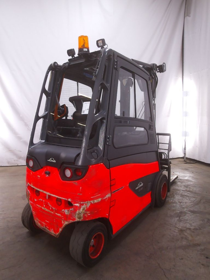 Linde E35HL-01 - Chariot élévateur électrique: photos 2 Linde E35HL-01 - Chariot élévateur électrique: photos 2