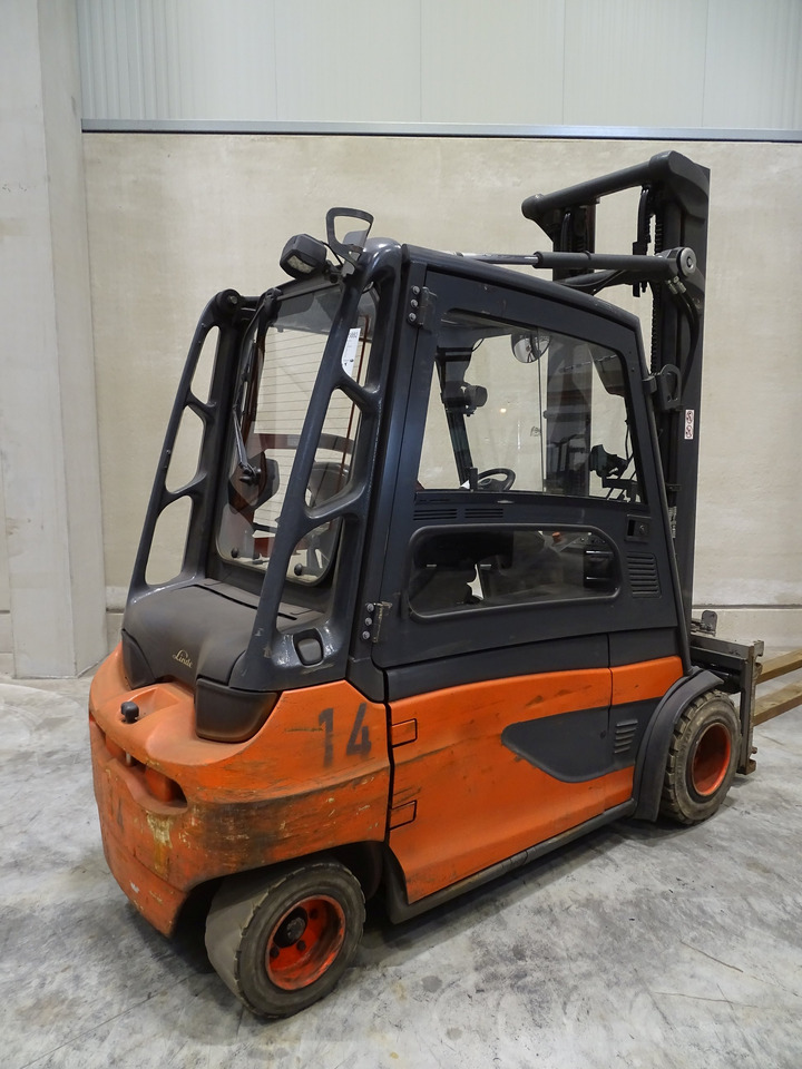 Linde E35L-01 - Chariot élévateur électrique: photos 2 Linde E35L-01 - Chariot élévateur électrique: photos 2