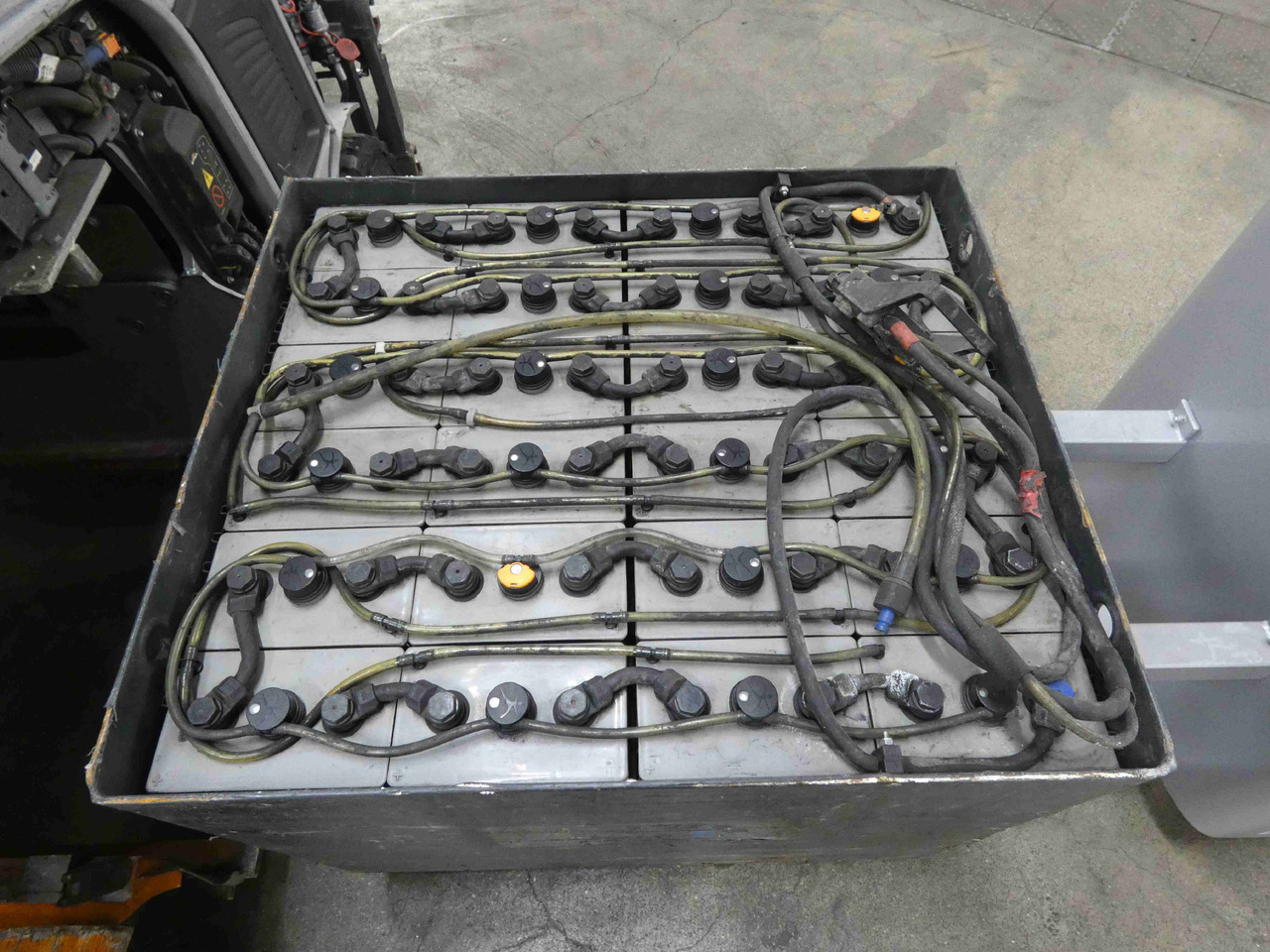 STILL RX20-20PL - Chariot élévateur électrique: photos 4 STILL RX20-20PL - Chariot élévateur électrique: photos 4