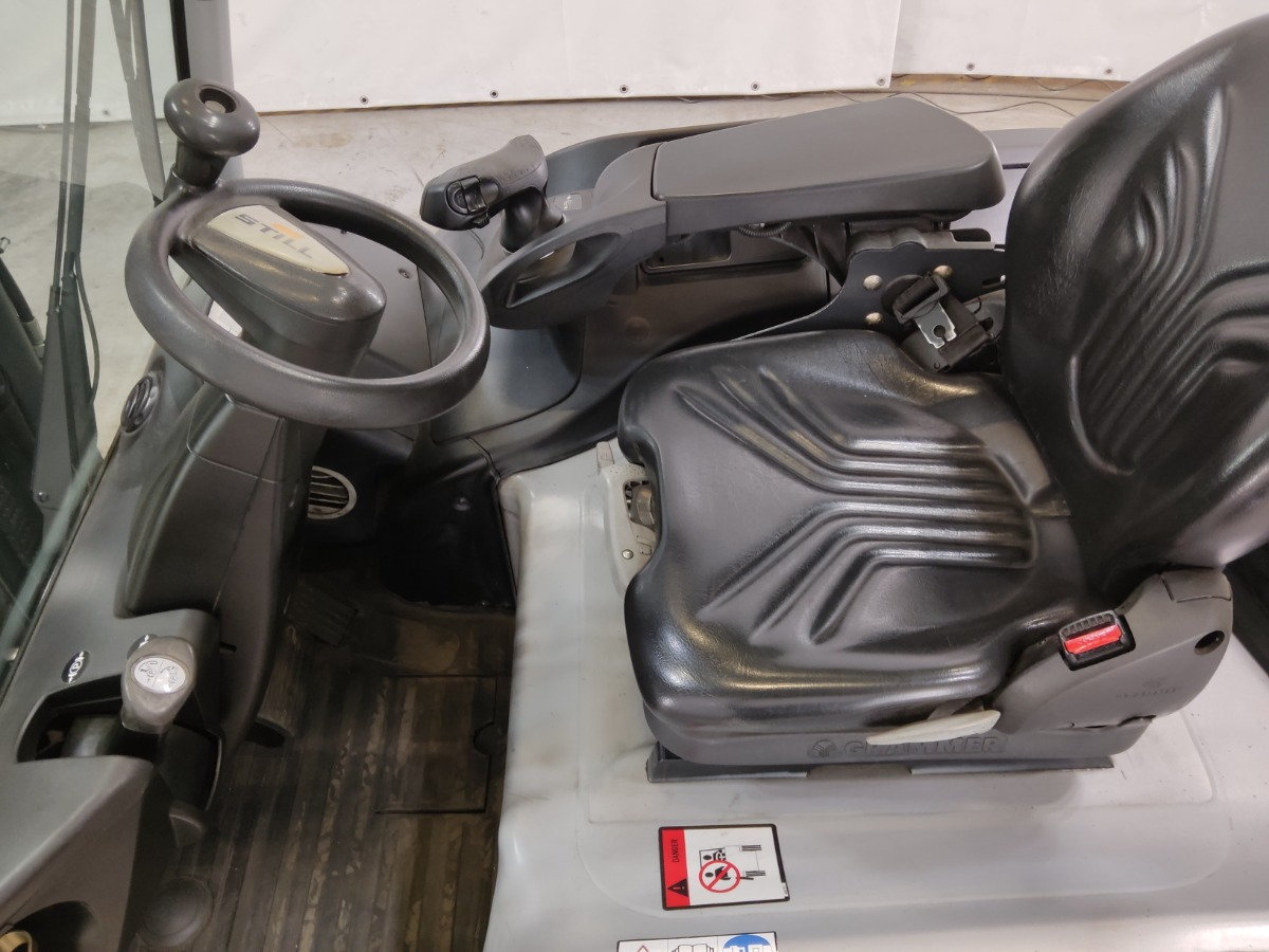 STILL RX60-25 - Chariot élévateur électrique: photos 3 STILL RX60-25 - Chariot élévateur électrique: photos 3