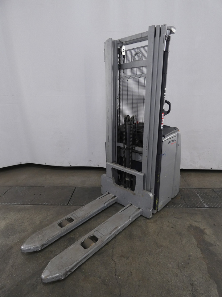 Still EXV14 - Gerbeur: photos 1 Still EXV14 - Gerbeur: photos 1