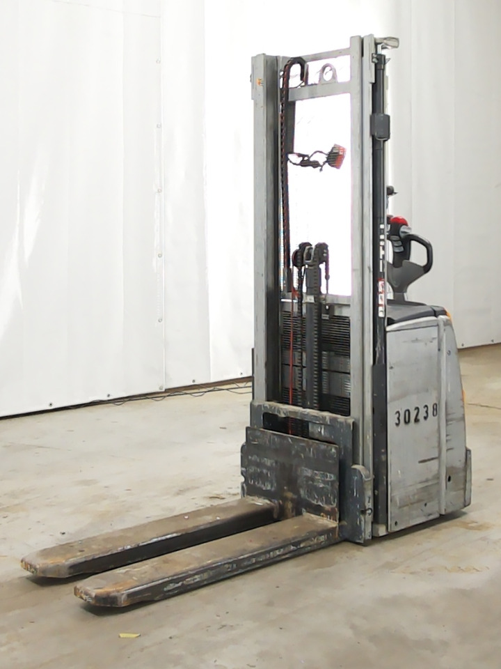 Still EXV14 - Gerbeur: photos 1 Still EXV14 - Gerbeur: photos 1