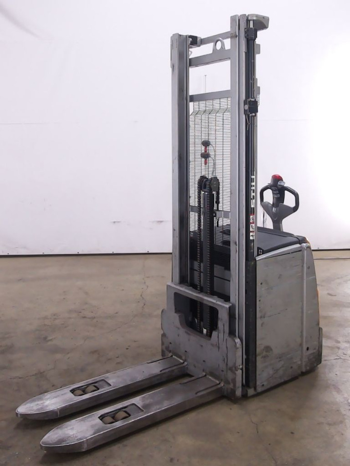 Still EXV20 - Gerbeur: photos 1 Still EXV20 - Gerbeur: photos 1