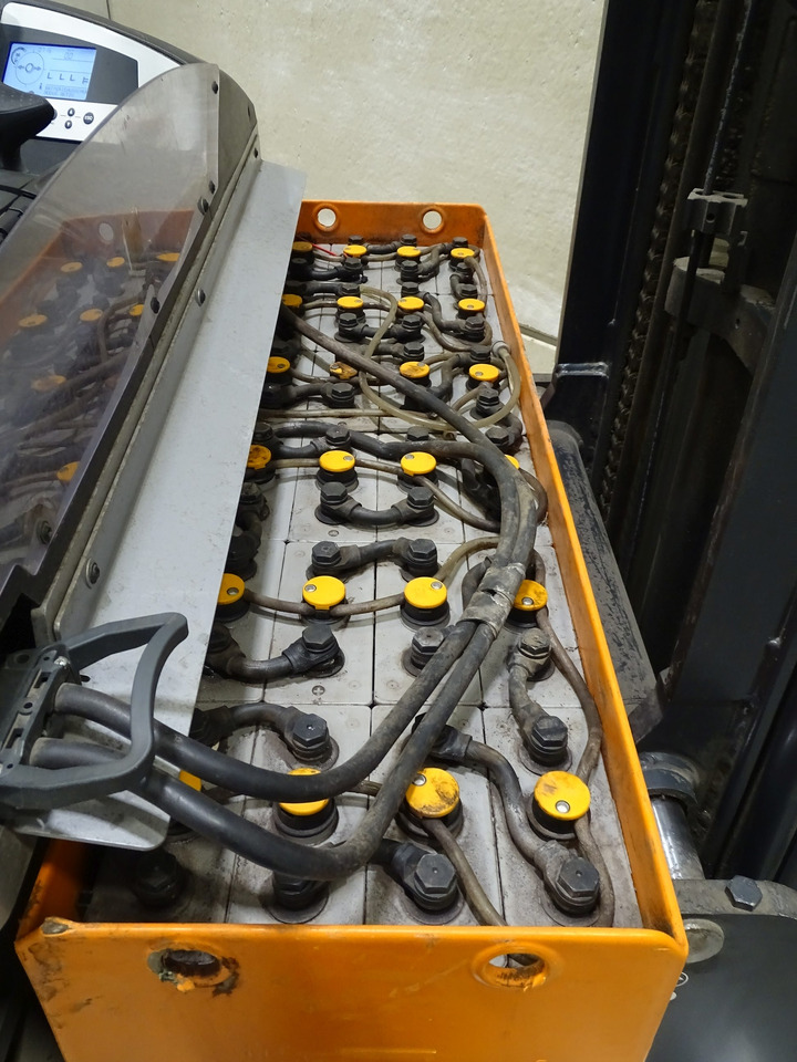 Still FM-X12 - Chariot à mât rétractable: photos 4 Still FM-X12 - Chariot à mât rétractable: photos 4