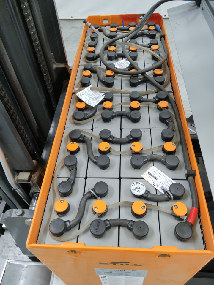 Still FM-X17 - Chariot à mât rétractable: photos 4 Still FM-X17 - Chariot à mât rétractable: photos 4