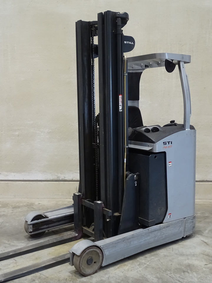 Still FM-X17 - Chariot à mât rétractable: photos 1 Still FM-X17 - Chariot à mât rétractable: photos 1