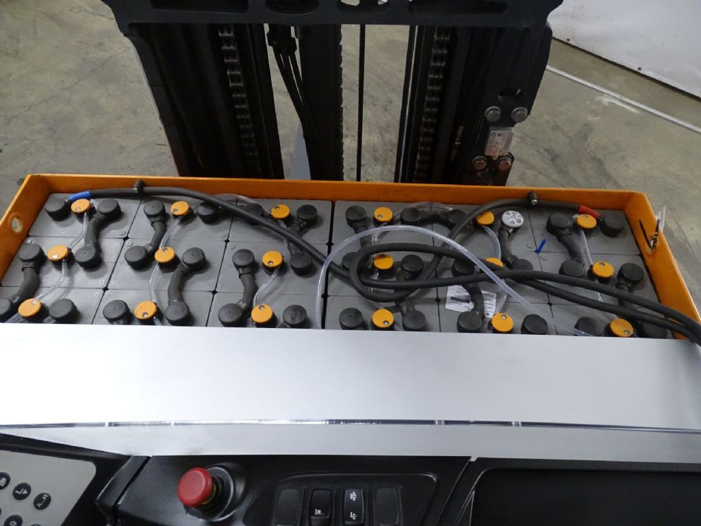 Still FM-X25 - Chariot à mât rétractable: photos 4 Still FM-X25 - Chariot à mât rétractable: photos 4