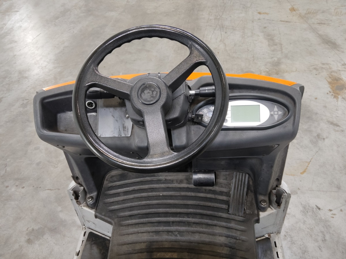 Still LTX70 - Chariot tracteur: photos 3 Still LTX70 - Chariot tracteur: photos 3