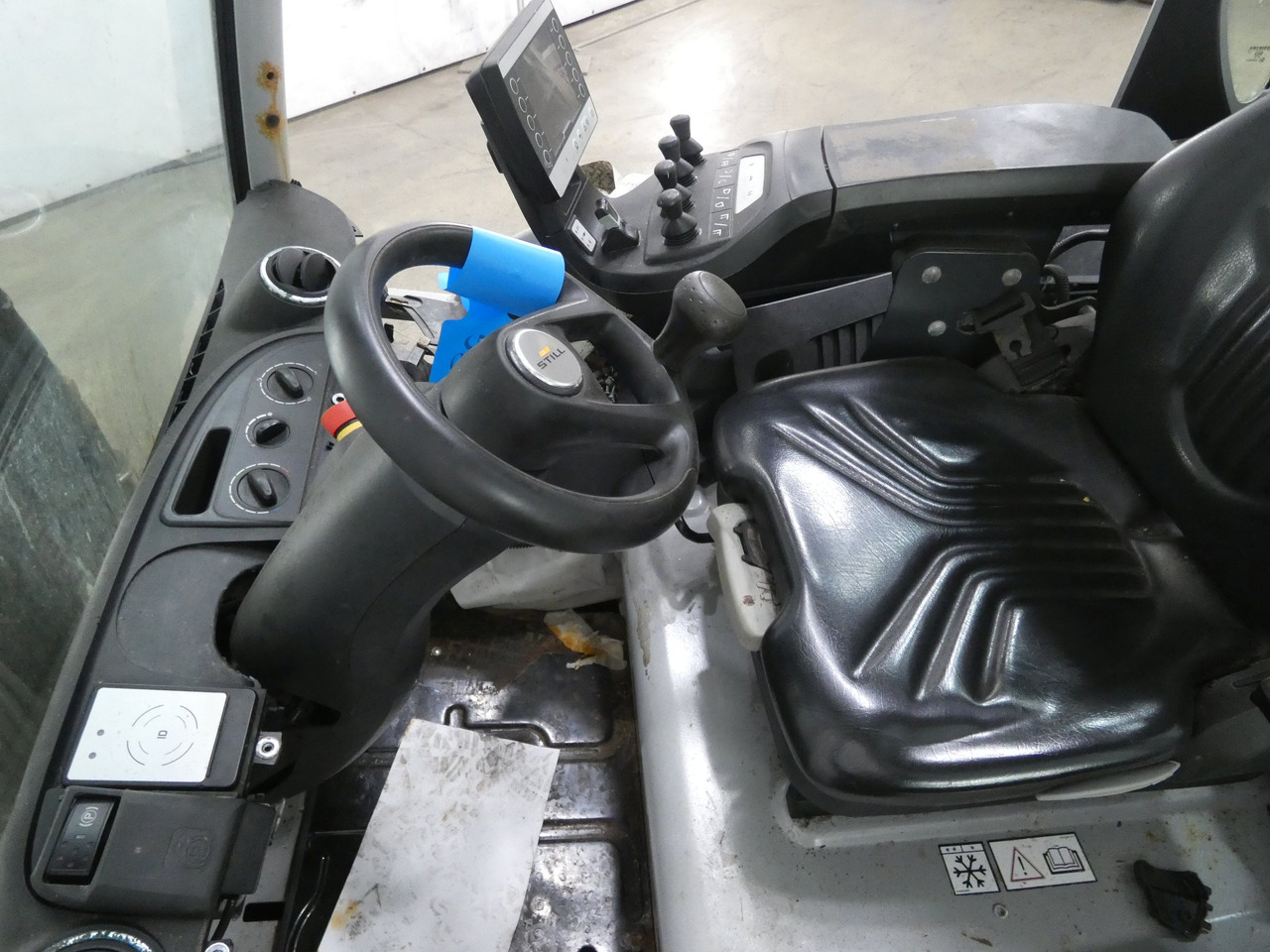 Still RX60-25 - Chariot élévateur électrique: photos 3 Still RX60-25 - Chariot élévateur électrique: photos 3