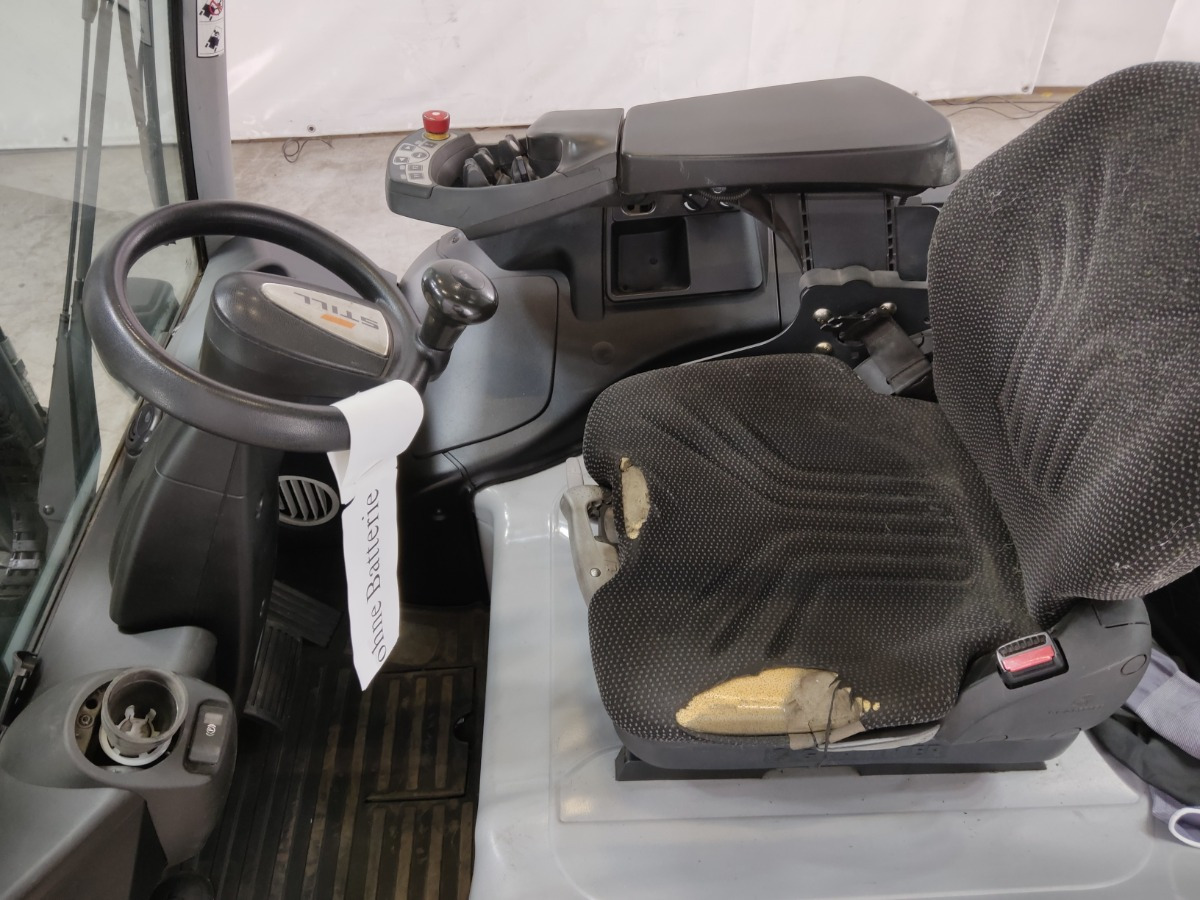 Still RX60-30 - Chariot élévateur électrique: photos 3 Still RX60-30 - Chariot élévateur électrique: photos 3