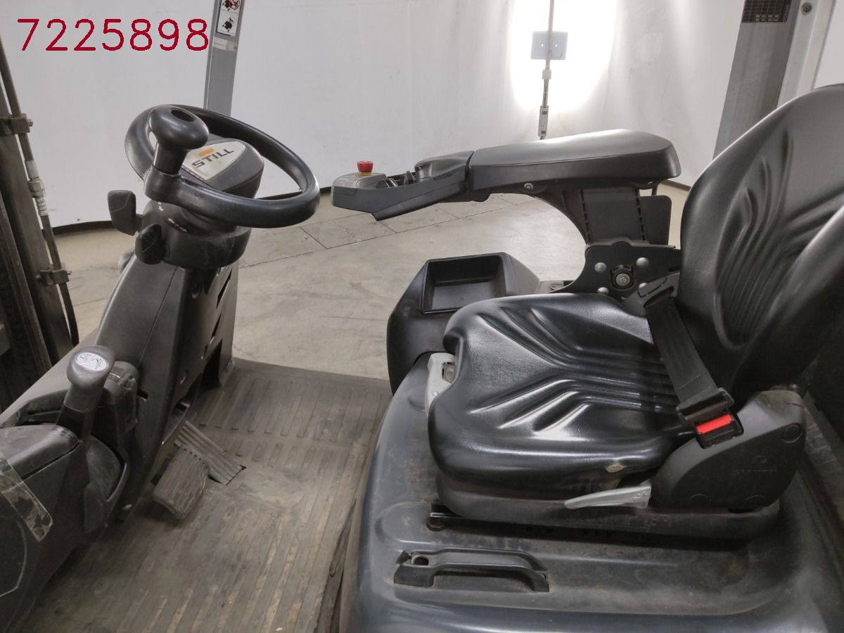 Still RX70-20T - Chariot élévateur: photos 3 Still RX70-20T - Chariot élévateur: photos 3