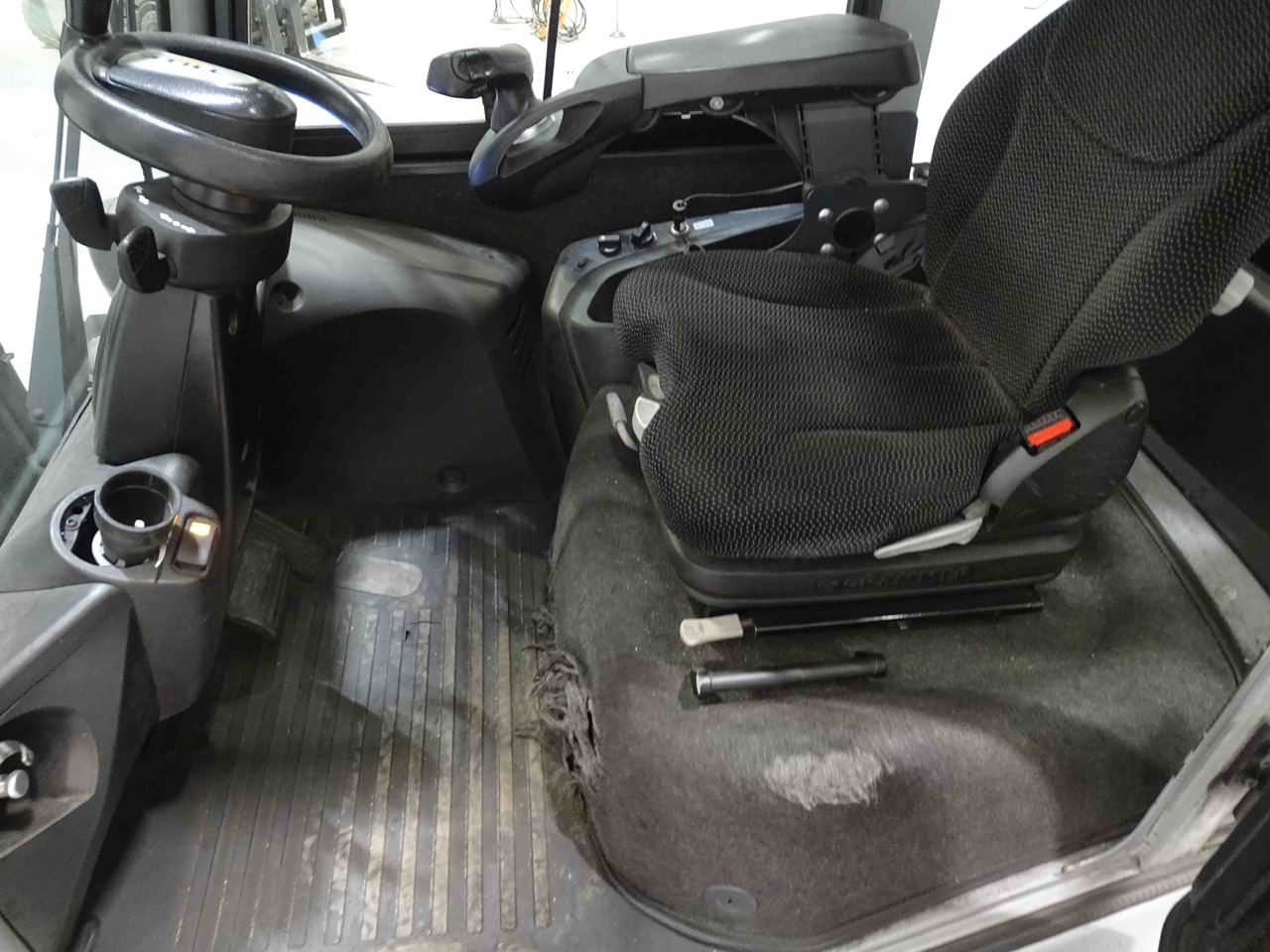 Still RX70-50T/600 - Chariot élévateur diesel: photos 4 Still RX70-50T/600 - Chariot élévateur diesel: photos 4