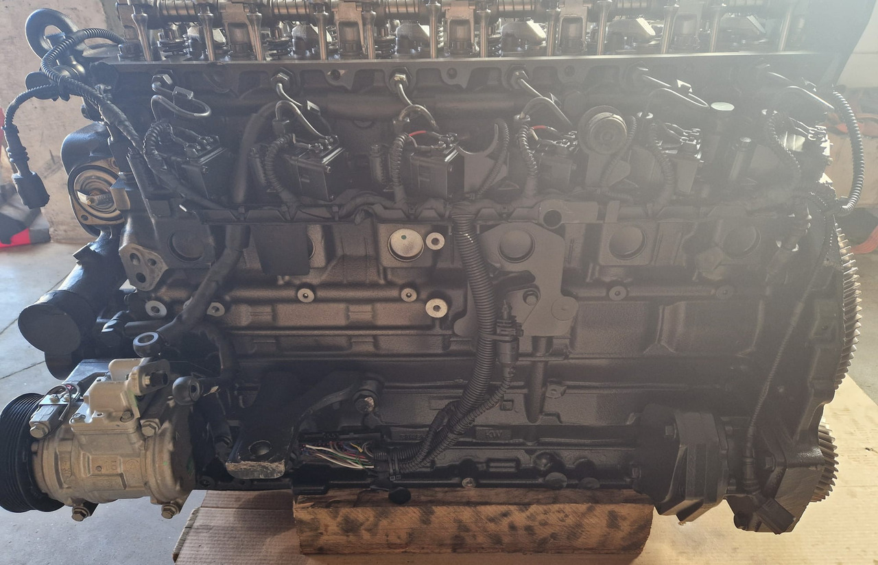 Mercedes Benz Engine OM906 Euro 5 - Moteur: photos 1 Mercedes Benz Engine OM906 Euro 5 - Moteur: photos 1