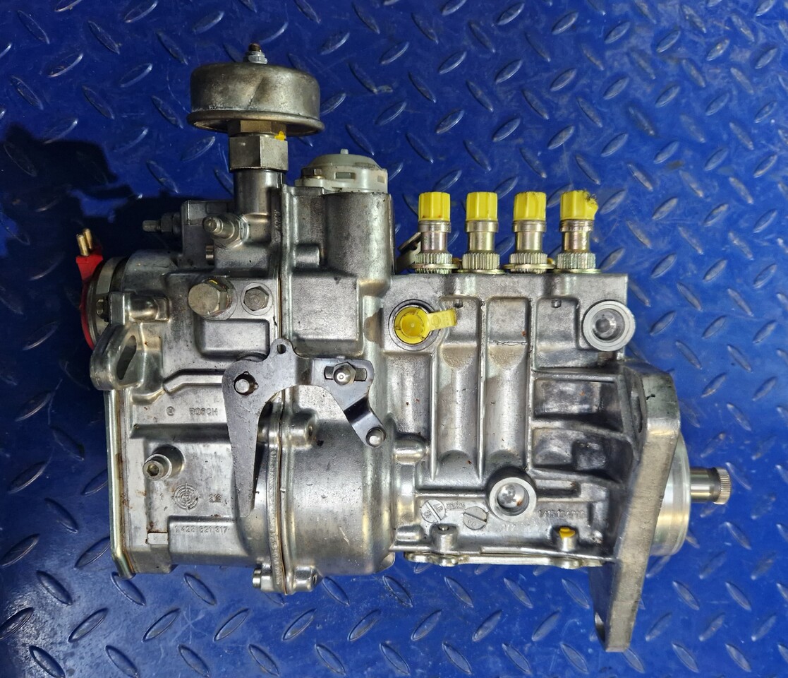 BOSCH INJECTION PUMP 0400074876 - Pièces de rechange pour Autre matériel: photos 4 BOSCH INJECTION PUMP 0400074876 - Pièces de rechange pour Autre matériel: photos 4