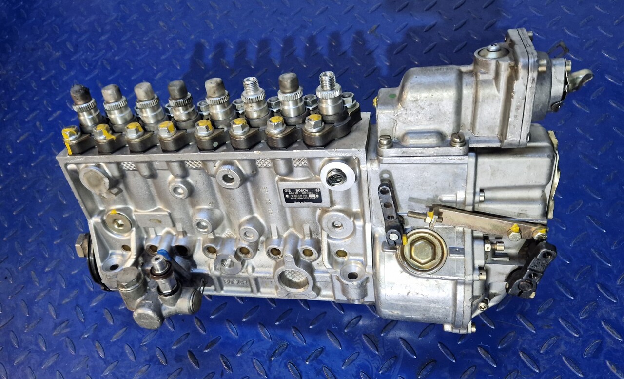 BOSCH INJECTION PUMP 0402648780 - Pièces de rechange pour Autre matériel: photos 1 BOSCH INJECTION PUMP 0402648780 - Pièces de rechange pour Autre matériel: photos 1