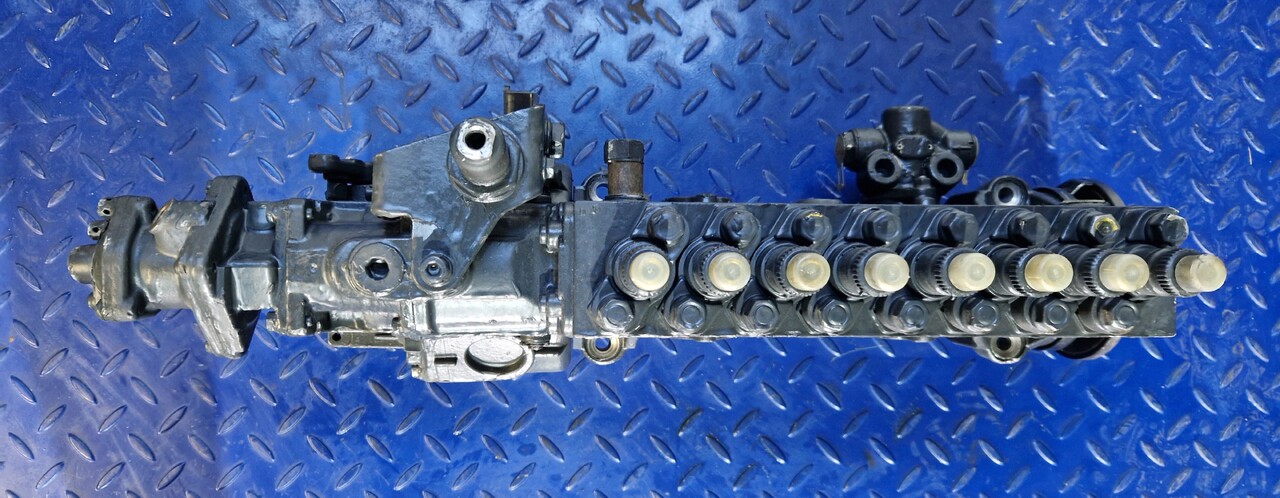 BOSCH INJECTION PUMP 0402648921 - Pièces de rechange pour Autre matériel: photos 2 BOSCH INJECTION PUMP 0402648921 - Pièces de rechange pour Autre matériel: photos 2