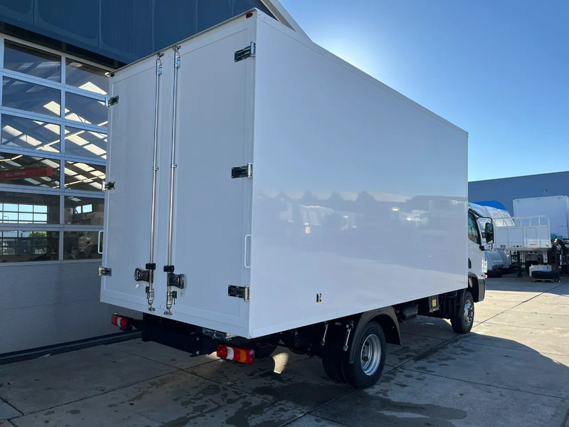 Camion fourgon neuf Mercedes-Benz Accelo 915 4x2 Closed Cargo Truck: photos 6